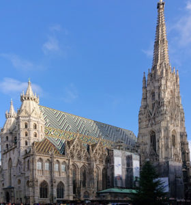 Der Stephansdom in Wien, Steffl genannt und am Stefansplatz gelegen - www.wien-erleben.com