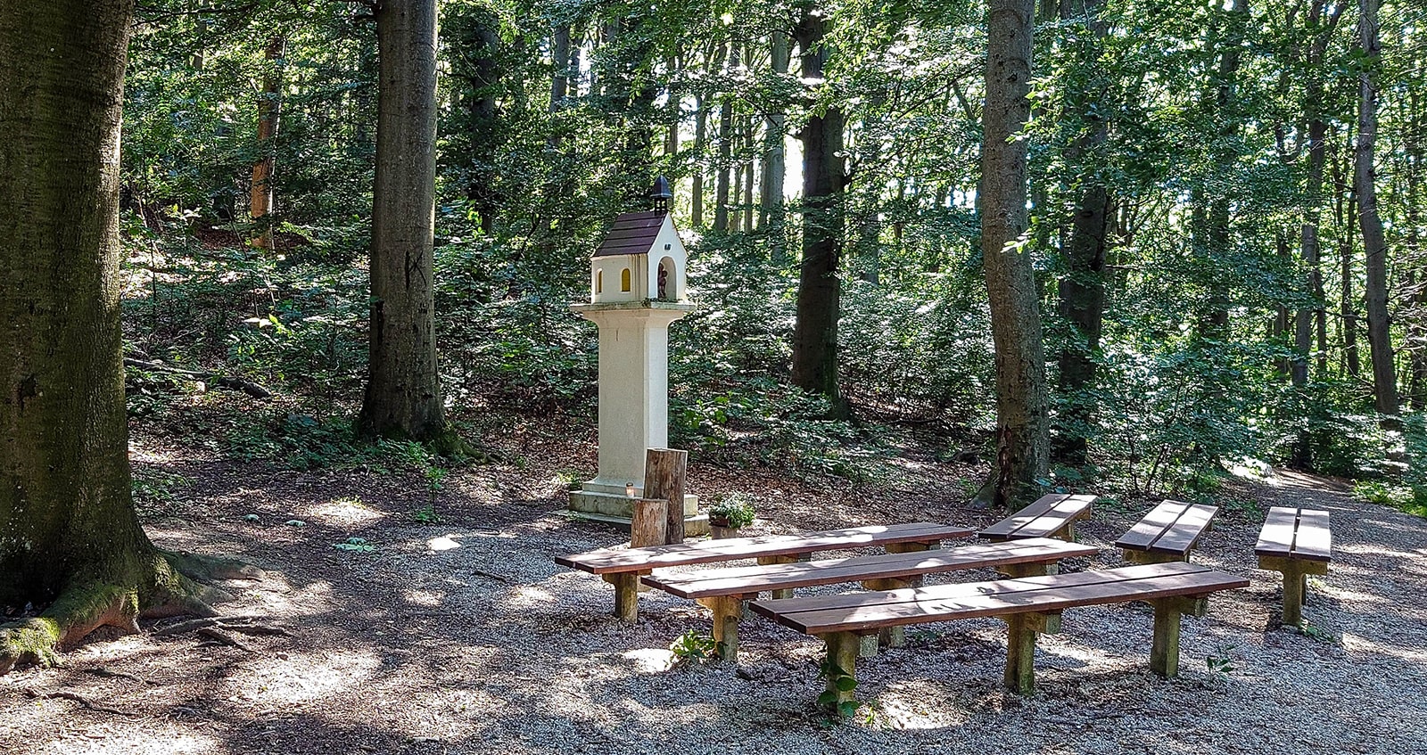 Wiener Stadtwanderweg 1 und 1a - Baumbestattung Klosterwald - www.wien-erleben.com