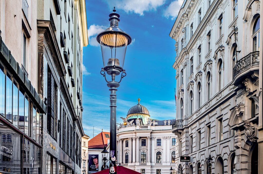 Tour "Schreckliche Verbrechen in Wien" Gassen mit Hofburg - www.wien-erleben