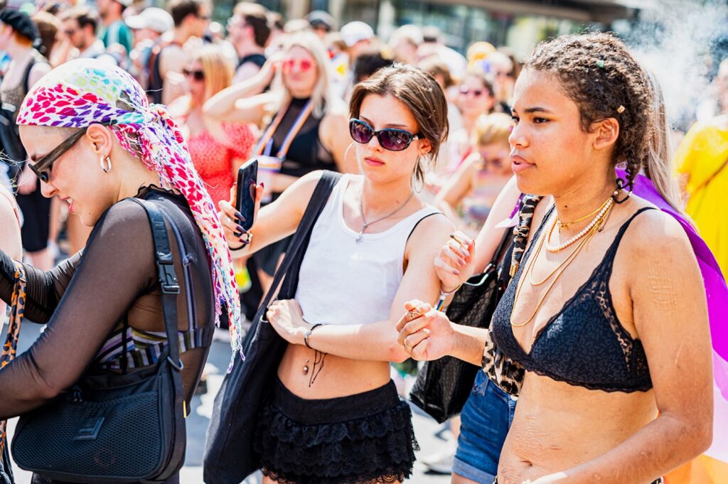 Pride Vienna - Bilder von der Regenbogenparade - www.wien-erleben.com - Bild Nr. 17