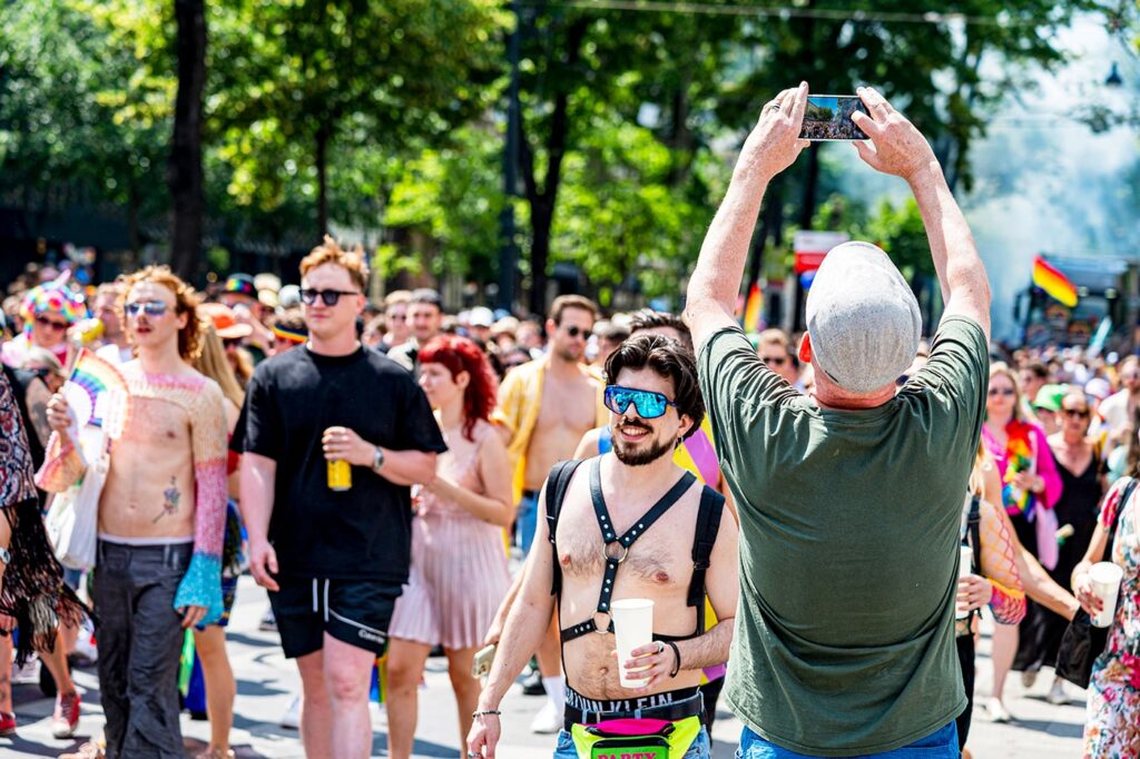 Pride Vienna - Bilder von der Regenbogenparade - www.wien-erleben.com - Bild Nr. 19