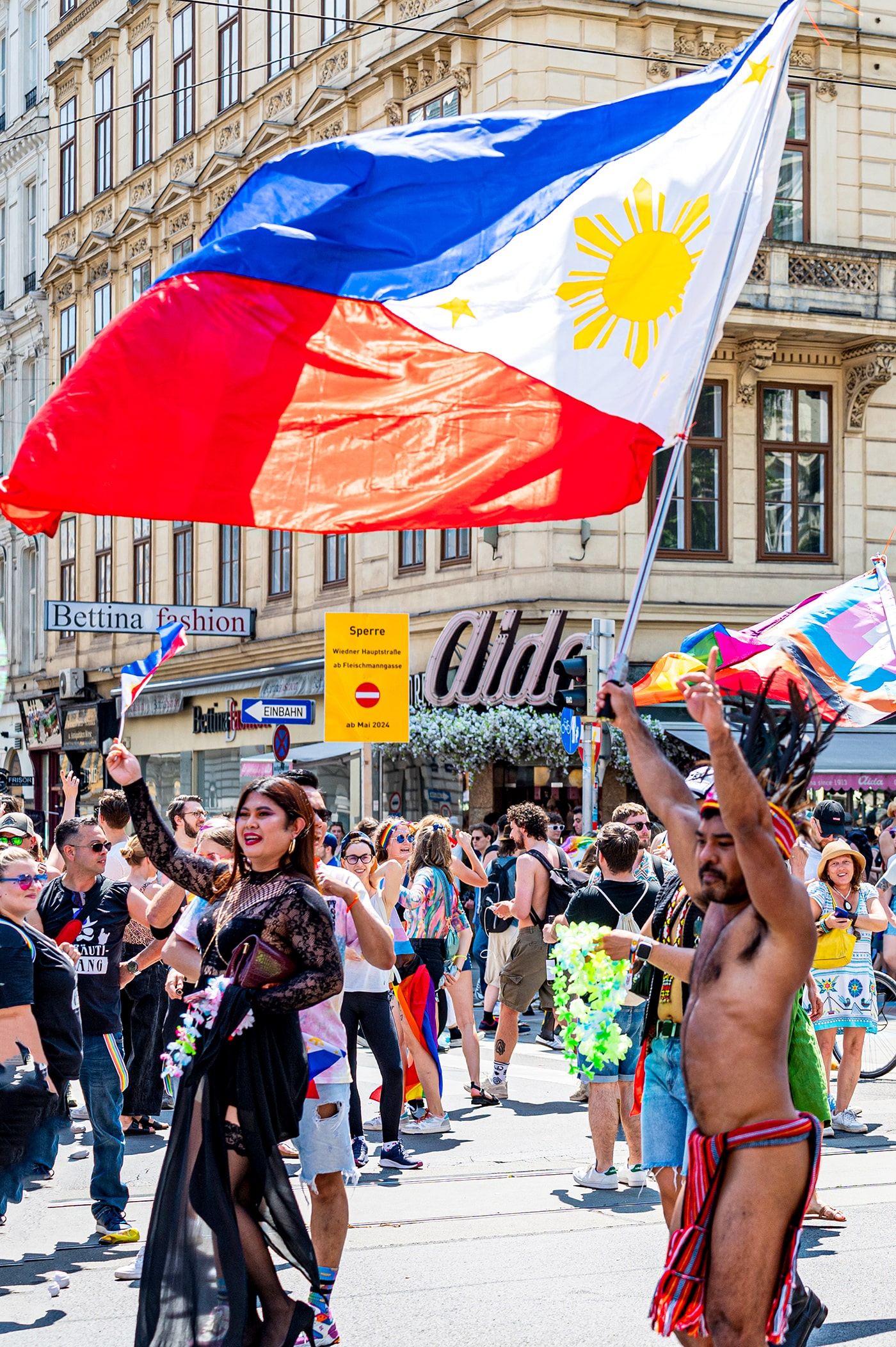 Pride Vienna - Bilder von der Regenbogenparade - www.wien-erleben.com - Bild Nr. 27