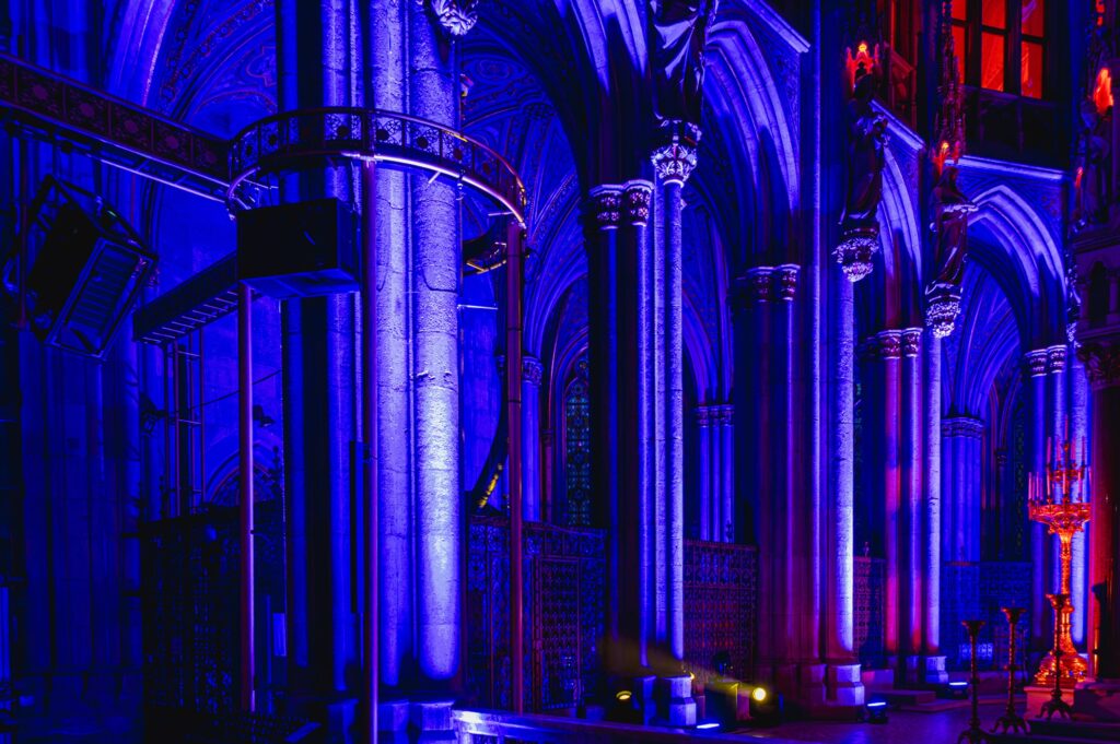 Votivkirche Wien - Lasershow "Loght of Creation" Bild 6 - www.wien-erleben.com