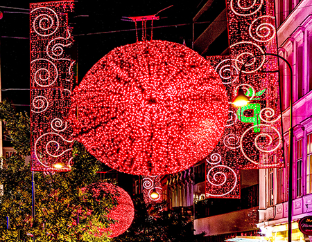 Bericht über die Weihnachtsbeleuchtung in Wien - eindrucksolle Rothenturmstra0e - www.wien-erleben