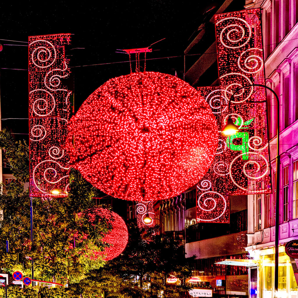Weihnachtsbeleuchtung in Wien - eindrucksolle Rothenturmstra0e - www.wien-erleben