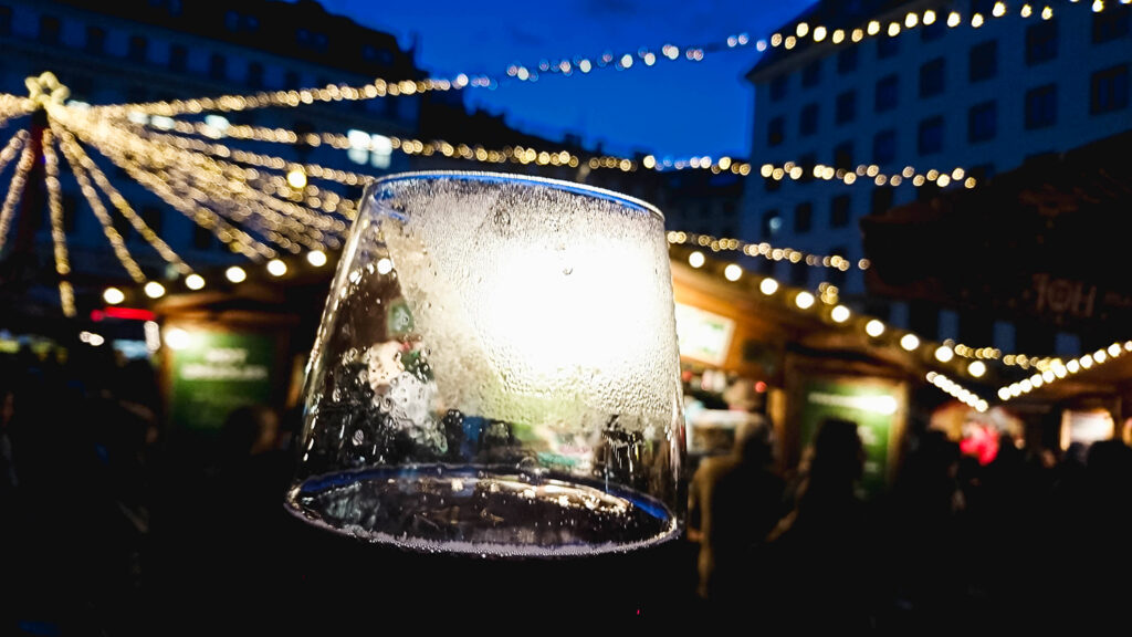 Weihnachtsbeleuchtung in Wien - Am Hof mit Hot Uhudler - www.wien-erleben