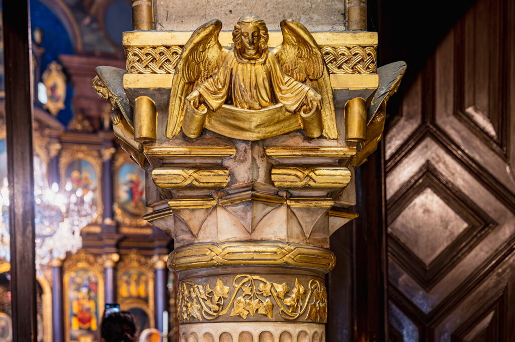Griechenkirche Wien Vienna - Innenbereich Detail Säule - www.wien-erleben.com