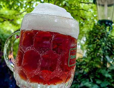 Bericht über das Schweizerhaus im Wiener Prater - das Gemischte schmeckt im Biergarten - www.wien-erleben - Fotos by Peter Muck